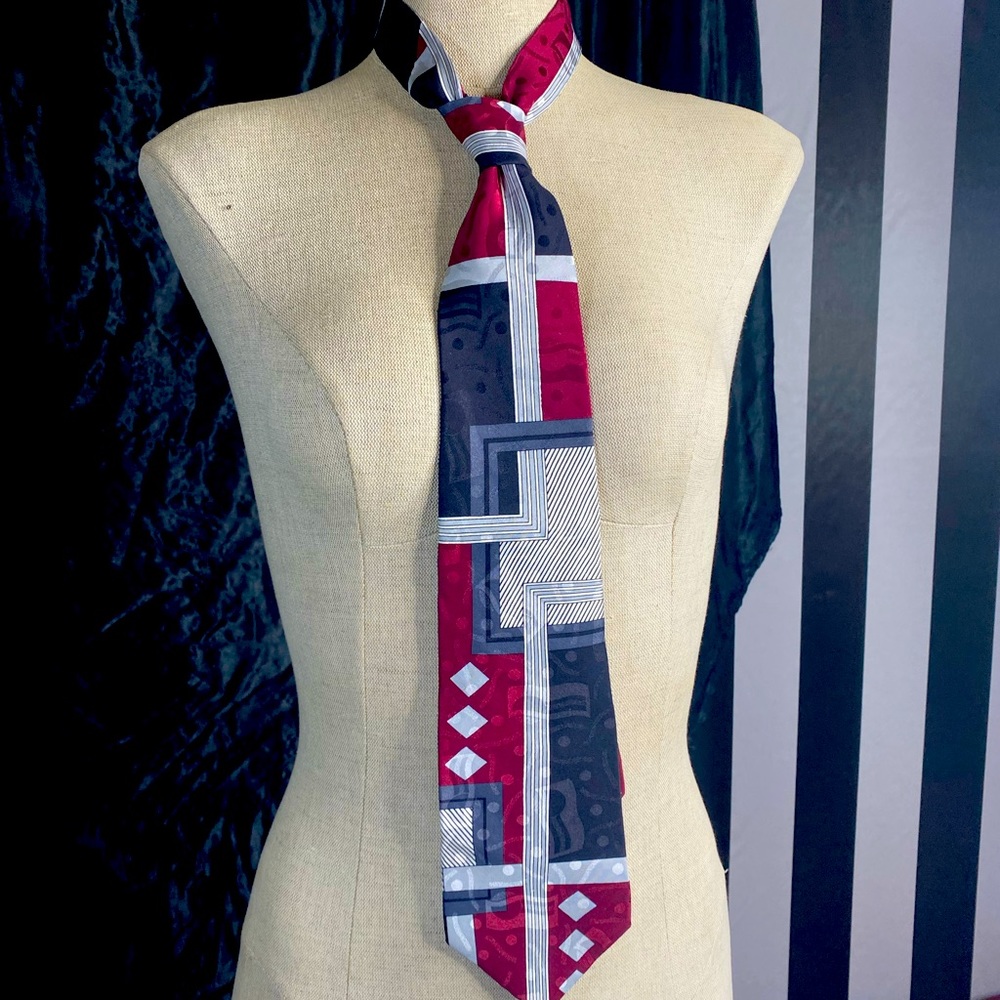 George Machado Silk Necktie Brand New Vintage